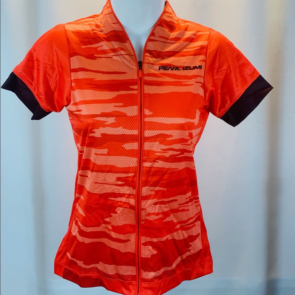 Brand New Women’s XS Pearl Izumi Athletic Top